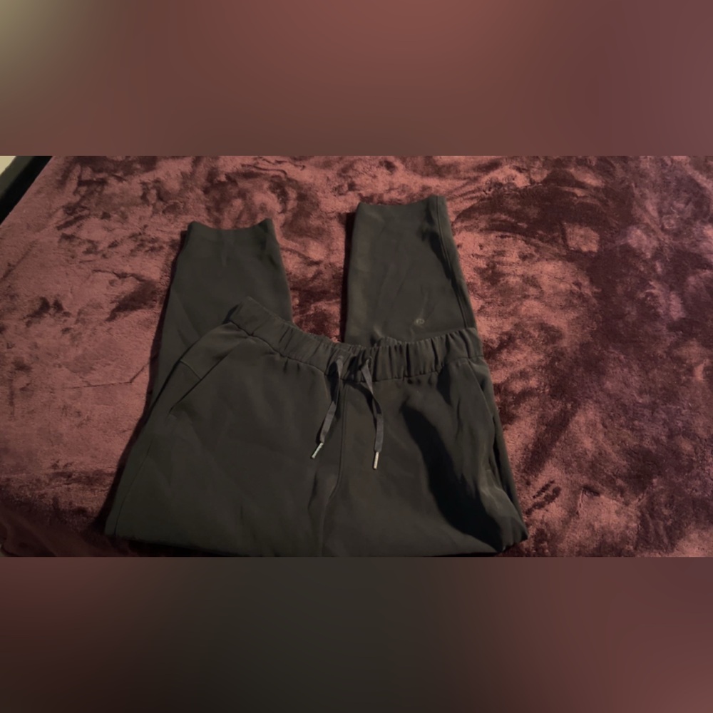 Lululemon joggers